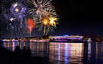 Flusskreuzfahrten_Rhein_Feuerwerk_Pressmind