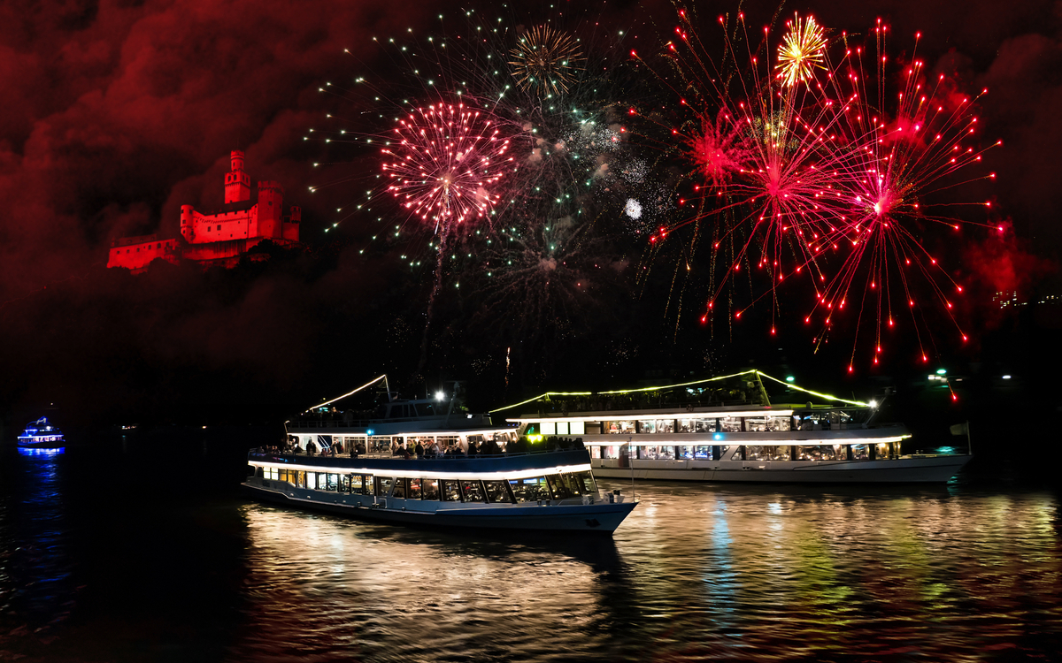 Rhein in Flammen bei Koblenz 