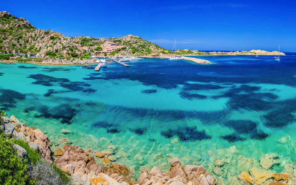Insel La Maddalena vor der Nordostküste Sardiniens