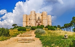 Castel del Monte, Apulien