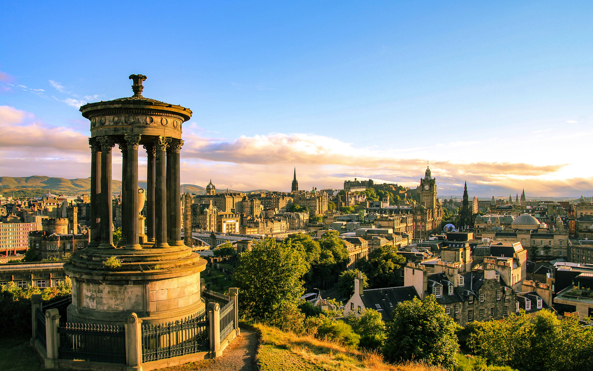 Edinburgh-Skyline