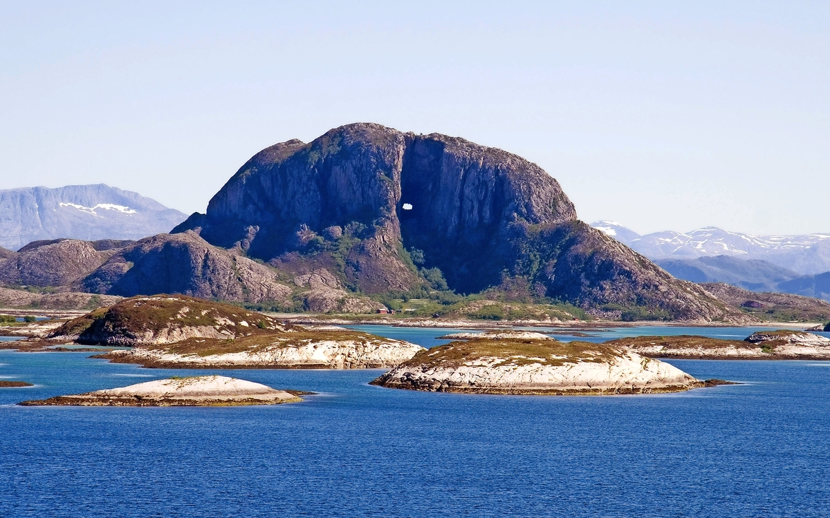 Torghatten, Torget-Insel, nahe Bronnoysund, Norwegen