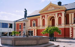 Theater in der Altstadt von Klaipėda in Litauen