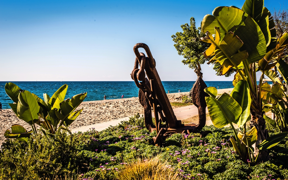 Anker an Uferpromenade von Pineda de Mar