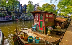 Hausboot in Amsterdam, Niederlande