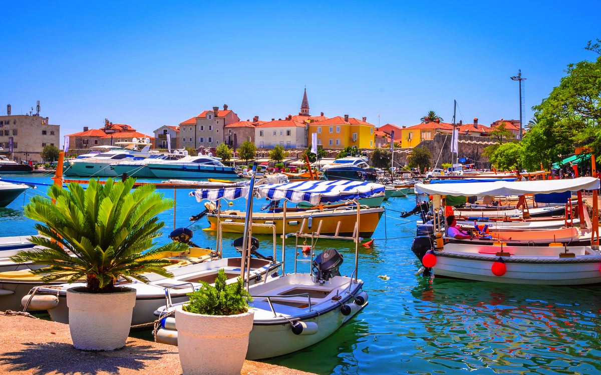 Hafen von Budva in Montenegro