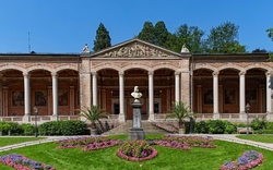 Das Kurhaus am Kurpark von Baden-Baden in Baden-Württemberg, Deutschland