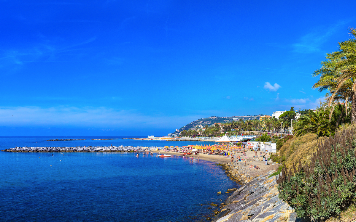 Küste von Sanremo im Nordwesten Italiens