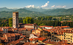 Lucca in der Toskana