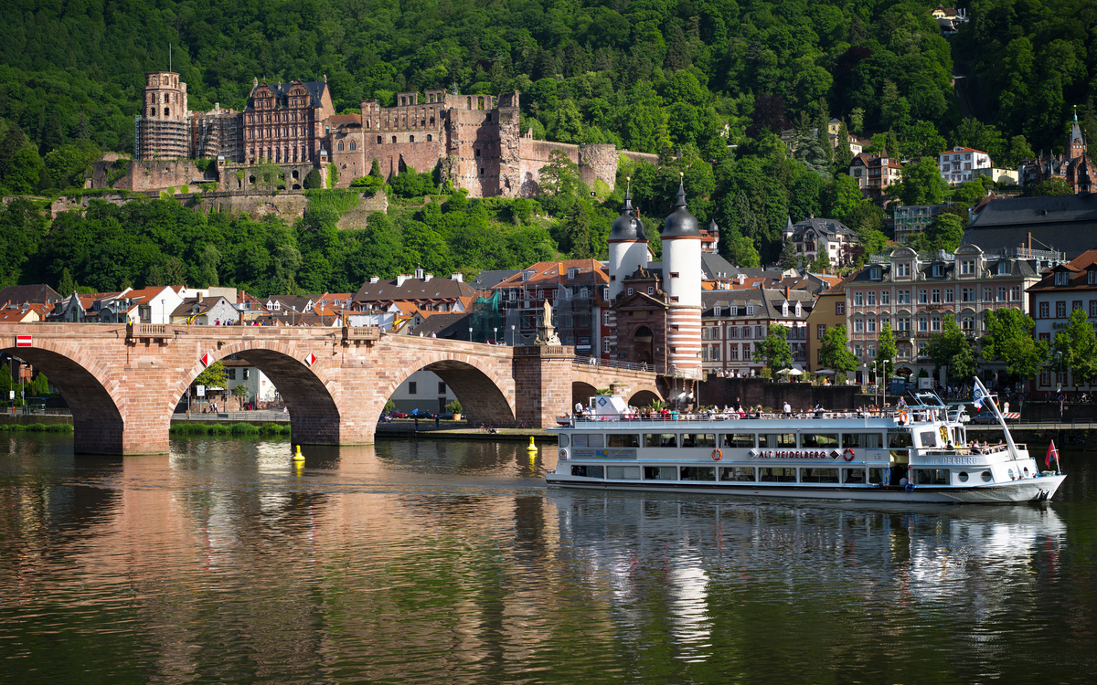 Ausflug mit dem Schiff in Heidelberg