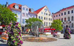 Rathausplatz von Waren an der Müritz 