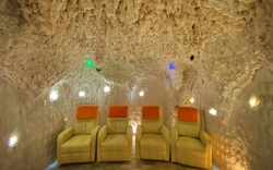 Hotel Reza Salzgrotte