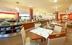 Kurhotel Ikar Plaza Restaurant