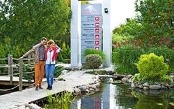 Kurhotel Ikar Plaza Gartenanlage