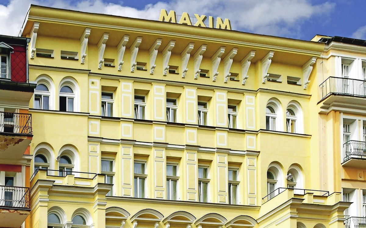 Hotel Maxim Außenansicht