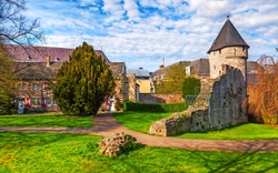 mittelalterliche Stadtmauer in Maastricht, Niederlande