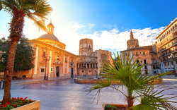 Plaza de la Virgen in Valencia