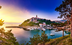 Vrbnik auf der Insel Krk in der Kvarner Bucht, Kroatien