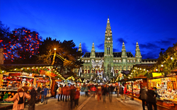 Weihnachtsmarkt vor dem Wiener Rathaus