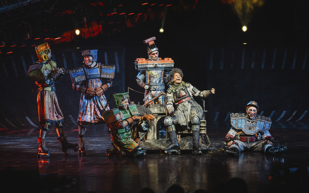 STARLIGHT EXPRESS