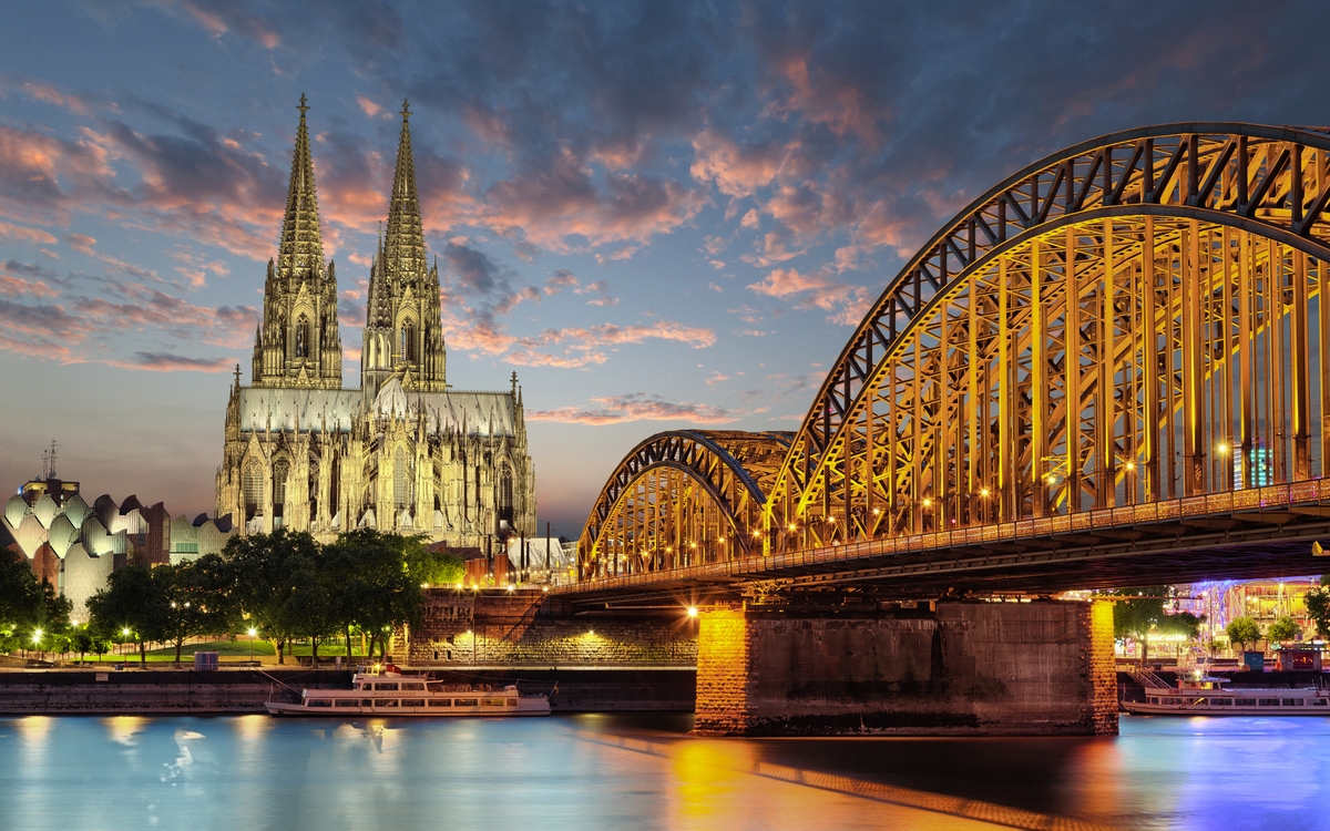 Köln Dom am Rhein
