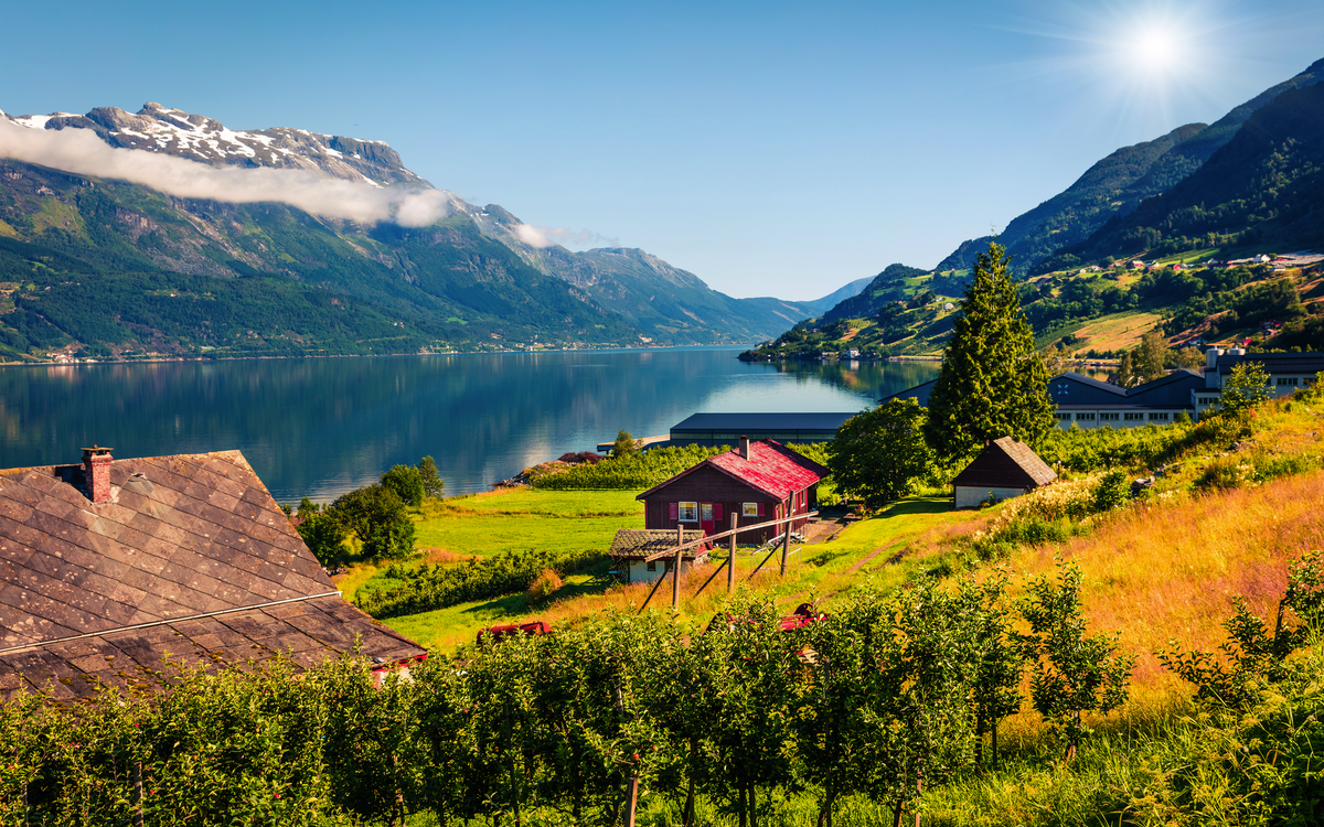 Lofthus am Hardangerfjord-Fjord
