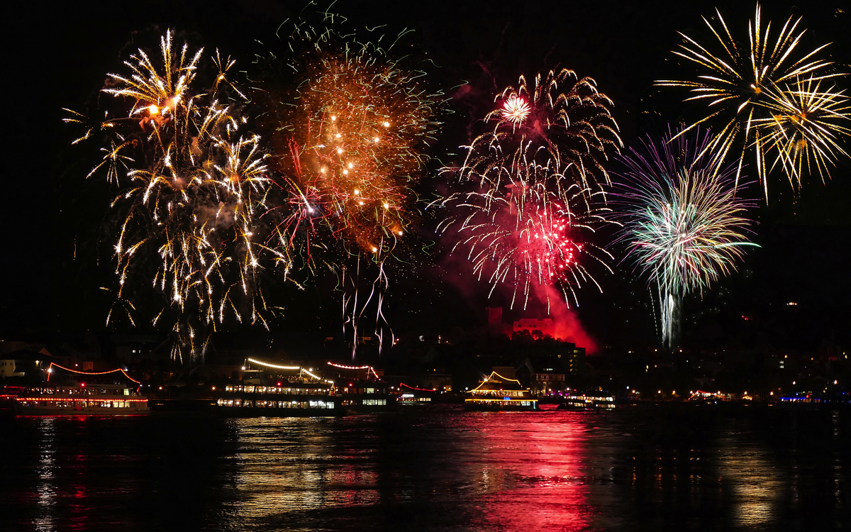Rhein in Flammen bei Rüdesheim