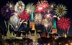 Feuerwerk in Lübeck an der Ostsee, Deutschland