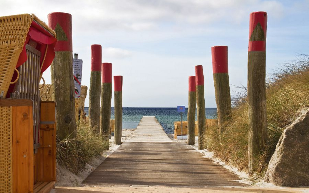 Steg zum Meer