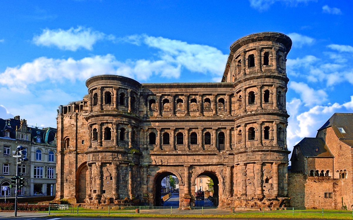 Porta Nigra: das schwarze Stadttor von Trier