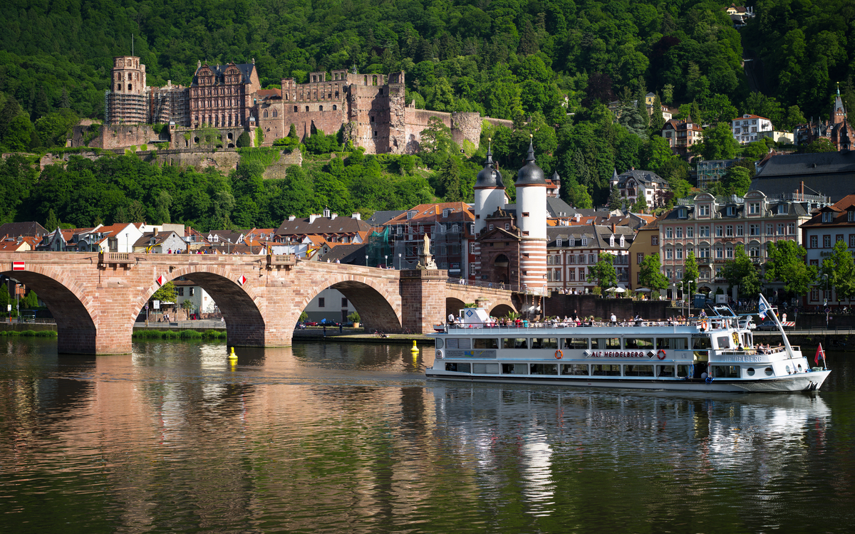 Ausflug mit dem Schiff in Heidelberg